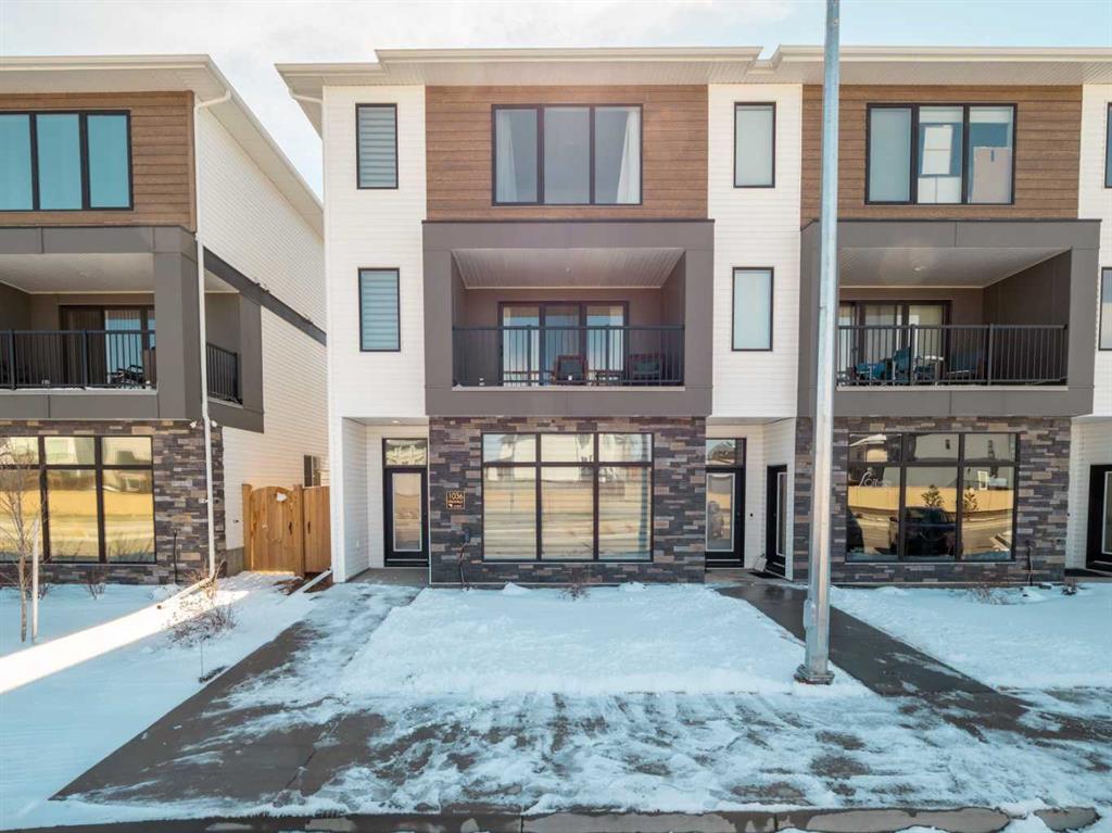 Picture of 1036 Coalbrook Gate W, Lethbridge Real Estate Listing