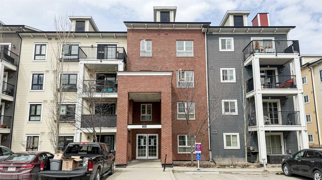Picture of 3312, 279 Copperpond Common SE, Calgary Real Estate Listing
