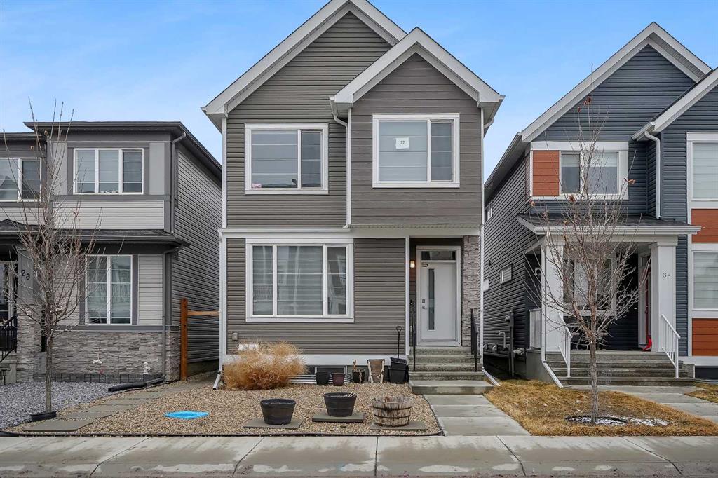 Picture of 32 SETON Row SE, Calgary Real Estate Listing