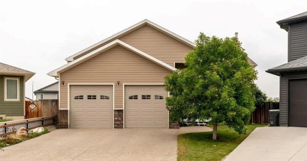 Picture of 417 Sundance Place , Coalhurst Real Estate Listing