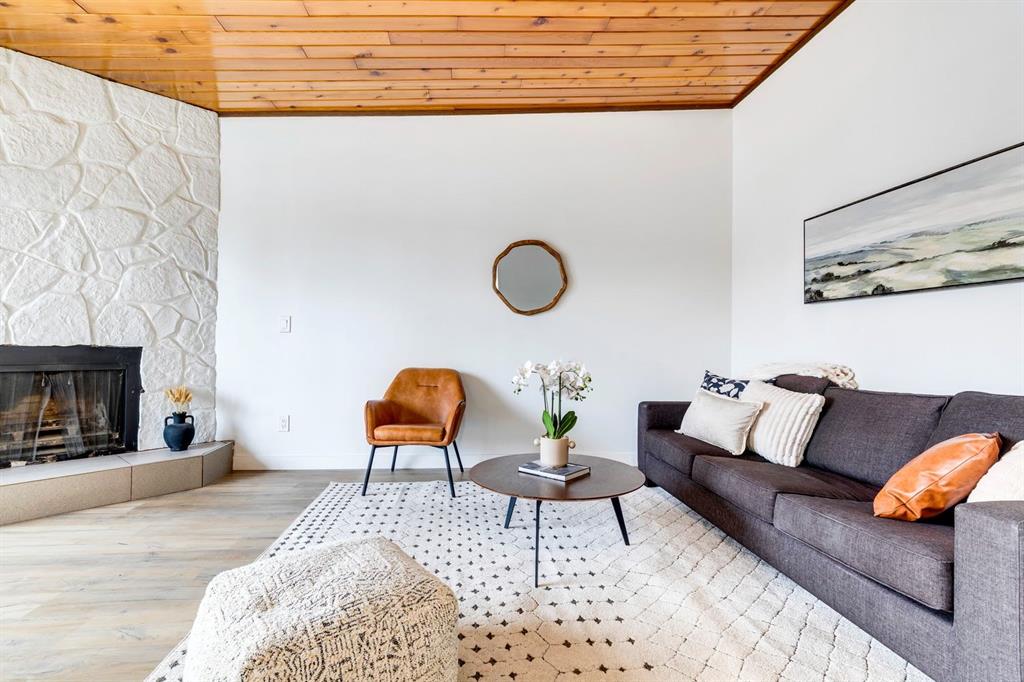 Picture of B, 1415 44 Street SE, Calgary Real Estate Listing