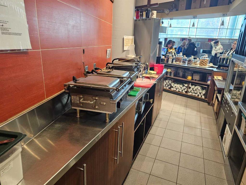 Picture of 123 Commercial Street NW, Calgary Real Estate Listing