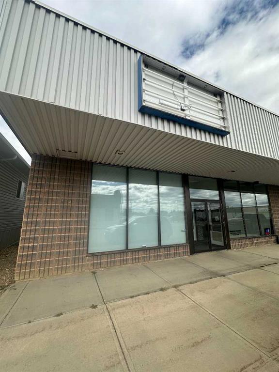 Picture of 5014 54 Avenue , Grimshaw Real Estate Listing