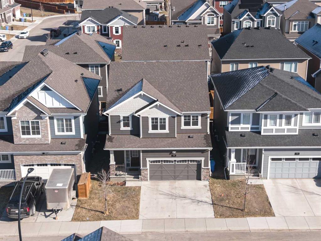 Picture of 94 Yorkstone Heath SW, Calgary Real Estate Listing