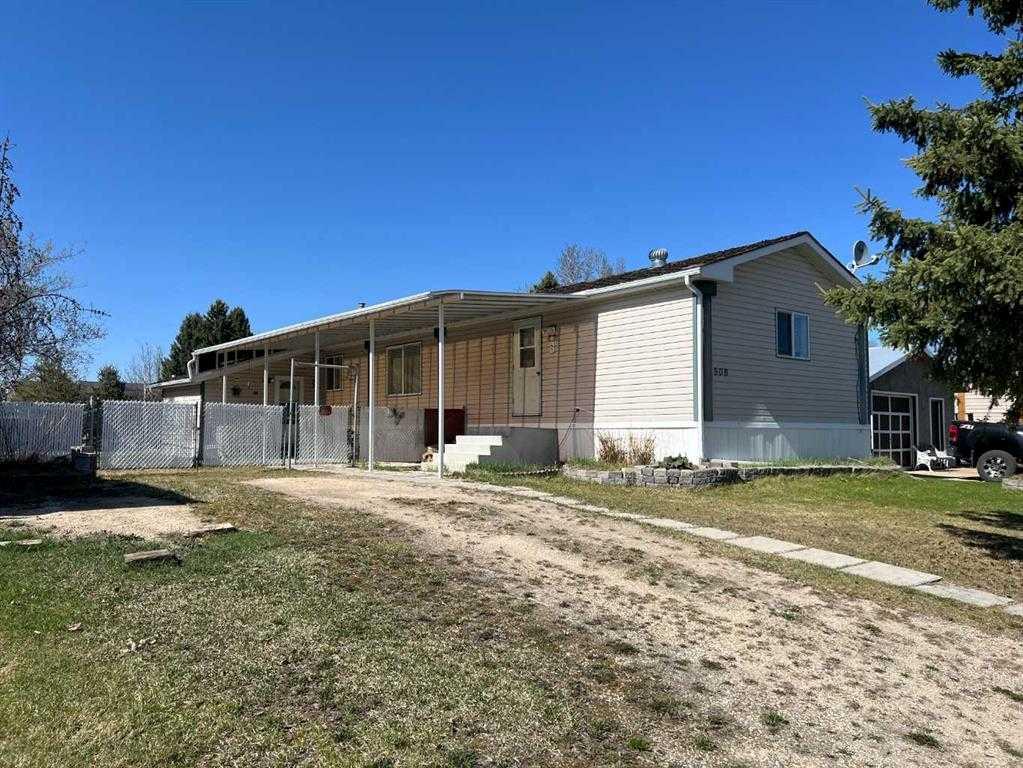 Picture of 806 5 A Street , Fox Creek Real Estate Listing