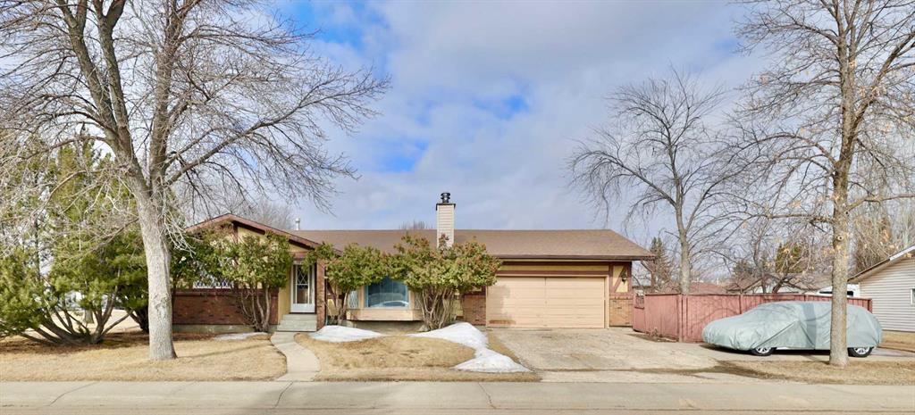 Picture of 78 Elliott Drive , Camrose Real Estate Listing