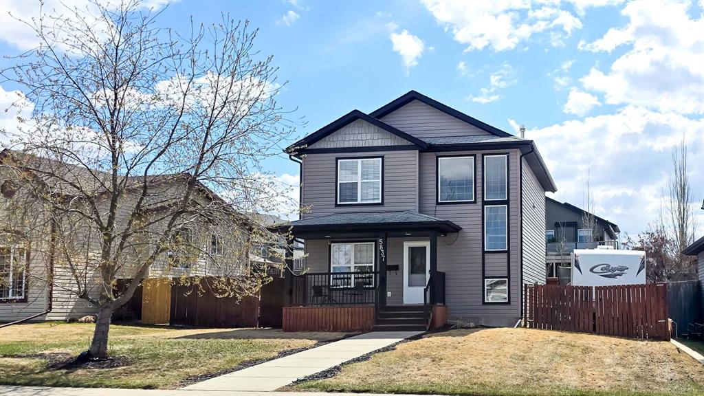 Picture of 5837 Park Street , Blackfalds Real Estate Listing