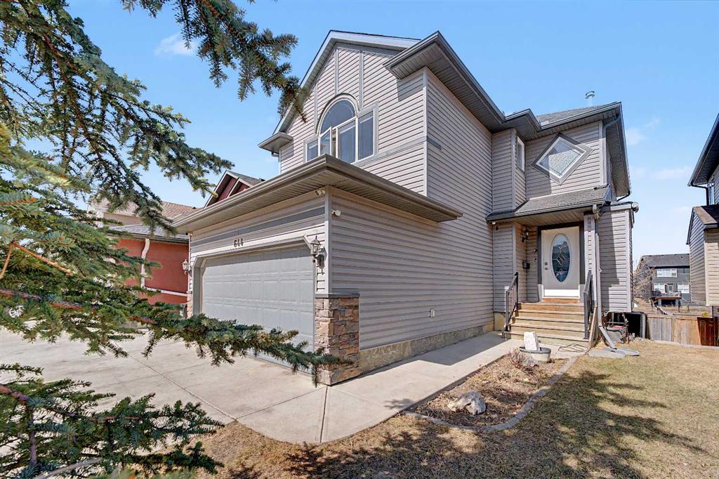 Picture of 644 Luxstone Landing SW, Airdrie Real Estate Listing