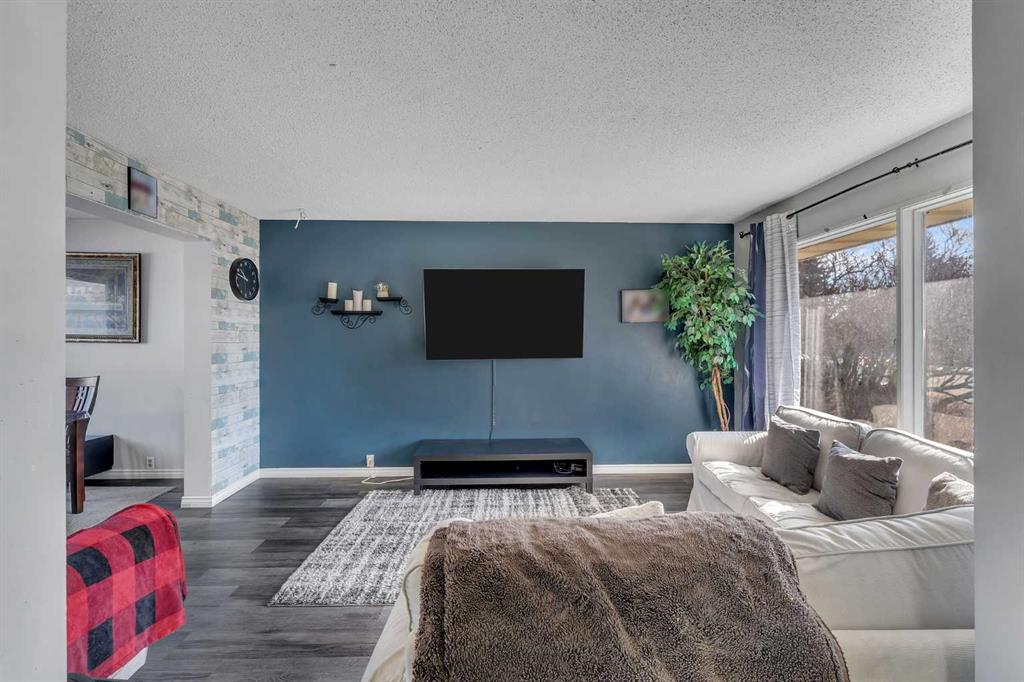 Picture of 354 Aboyne Place NE, Calgary Real Estate Listing