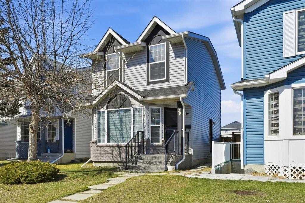 Picture of 28 Martin Crossing Rise NE, Calgary Real Estate Listing