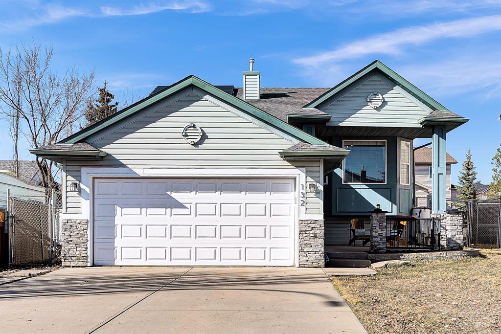 Picture of 132 West Creek Drive , Chestermere Real Estate Listing