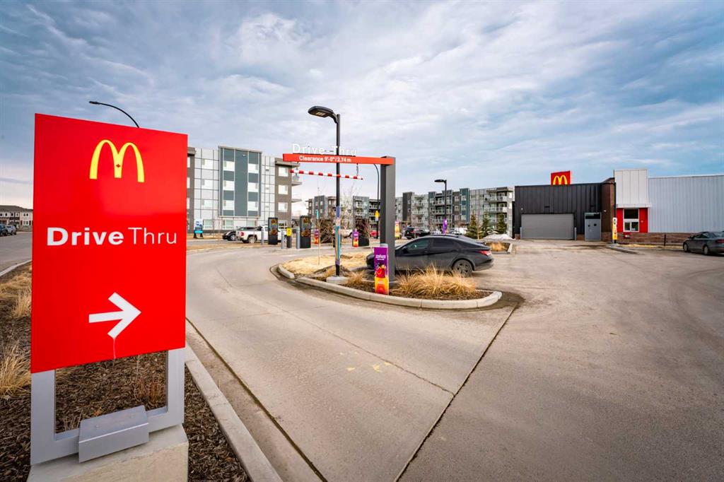 Picture of 215, 40 Carrington Plaza N, Calgary Real Estate Listing