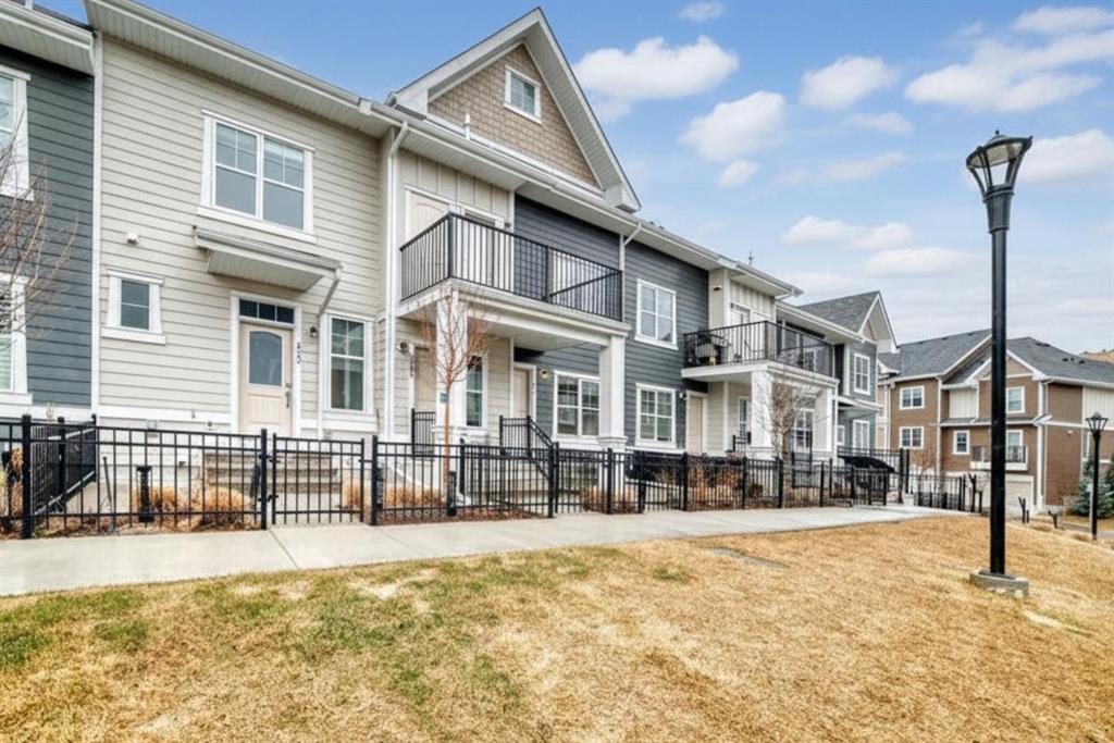 Picture of 647 Cranbrook Walk SE, Calgary Real Estate Listing