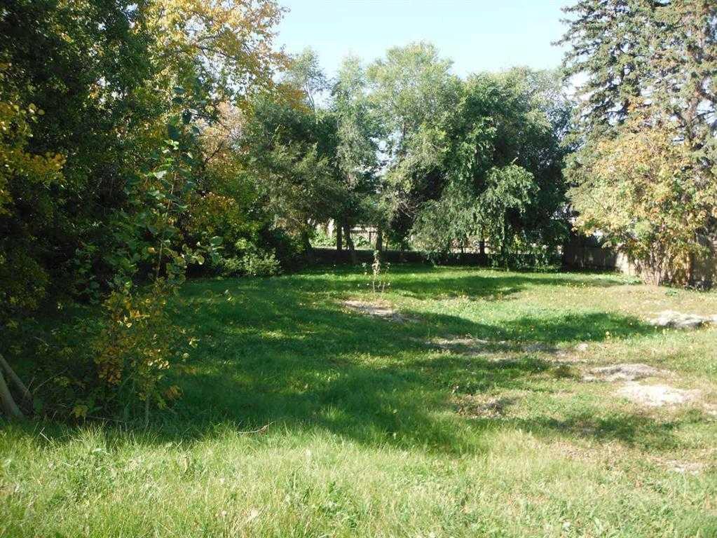 Picture of 4807, 47 AVE Avenue , Innisfail Real Estate Listing