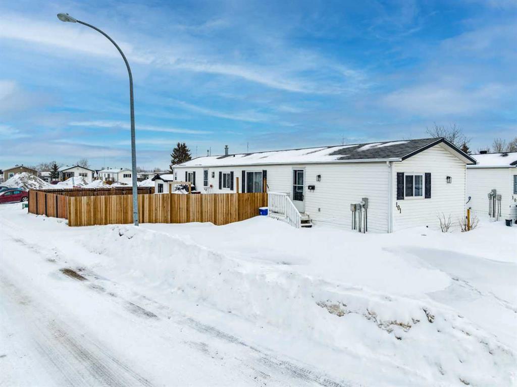 Picture of 101 Grant Bay , Fort McMurray Real Estate Listing