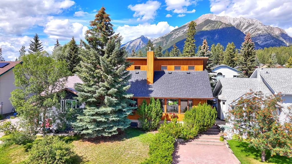 Picture of 226 Lady MacDonald Drive , Canmore Real Estate Listing