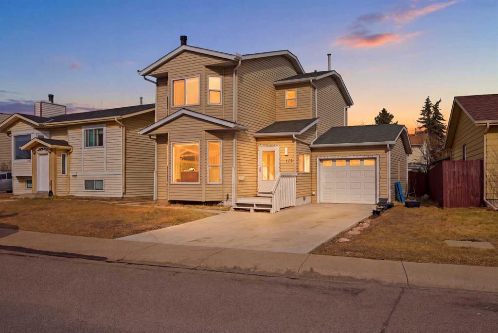 Picture of 172 Castlebrook Road NE, Calgary Real Estate Listing