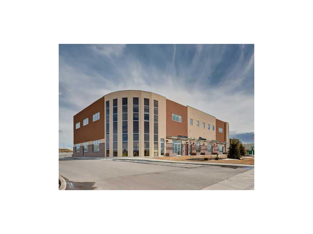 Picture of 220, 52 Gateway Drive NE, Airdrie Real Estate Listing