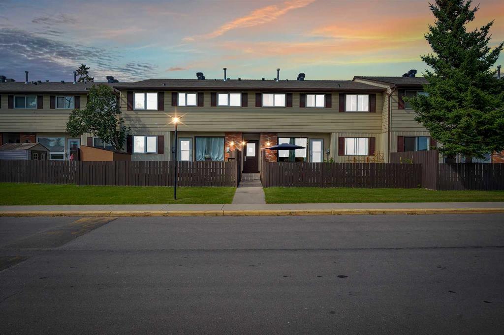 Picture of 61, 175 Manora Place NE, Calgary Real Estate Listing
