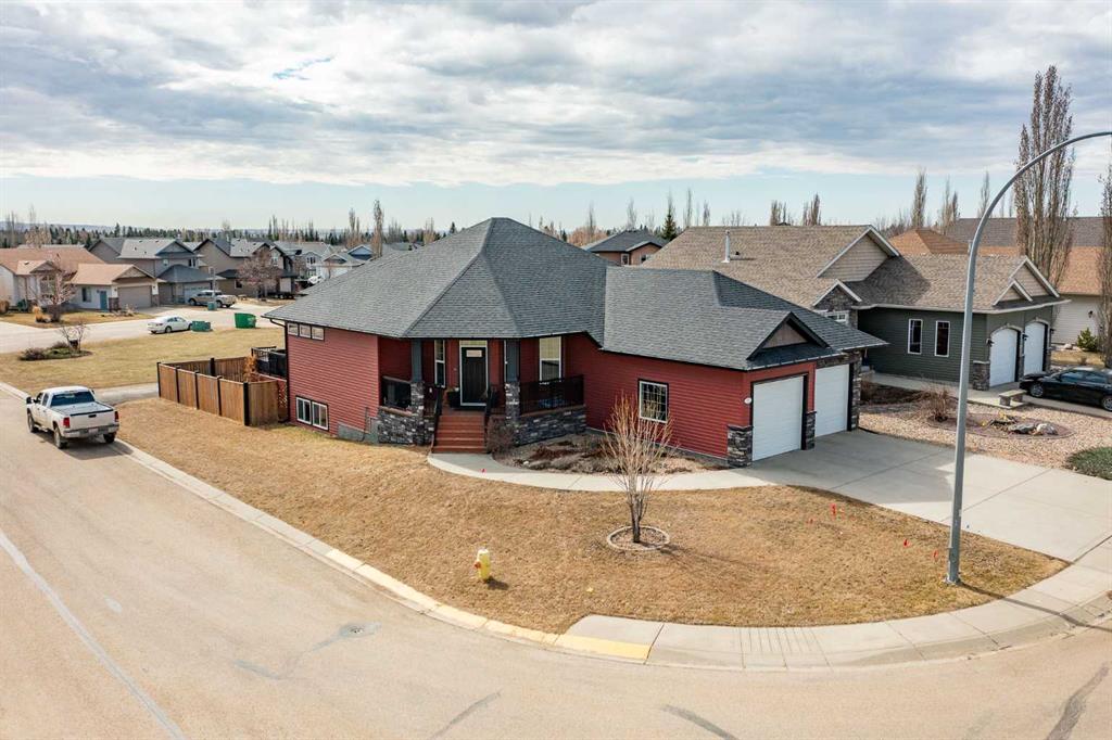 Picture of 17 Ebony Street , Lacombe Real Estate Listing