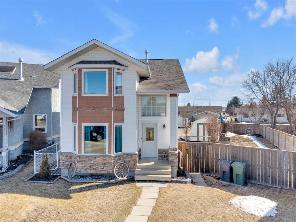 Picture of 6134 52 StreetClose , Ponoka Real Estate Listing