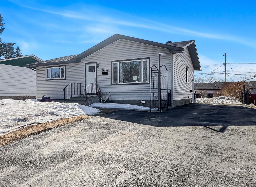 Picture of 9653 114 Avenue , Grande Prairie Real Estate Listing
