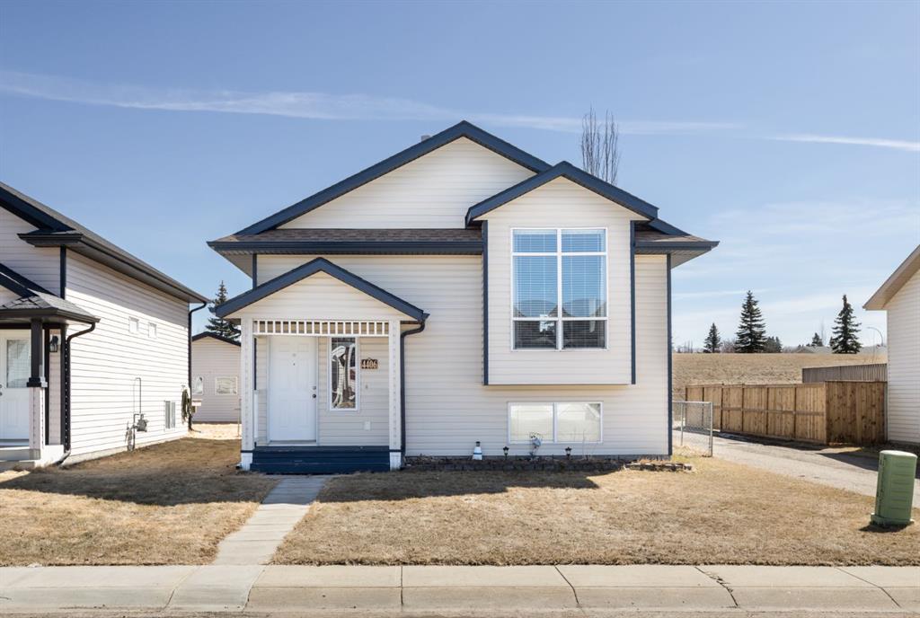 Picture of 4406 54A AvenueCrescent , Innisfail Real Estate Listing