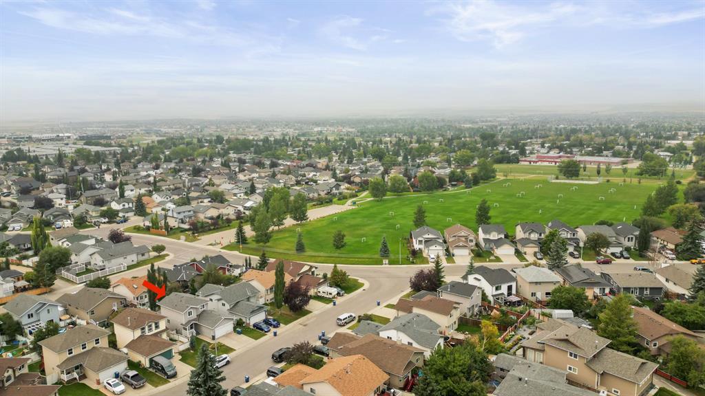 Picture of 10 Big Springs Hill SE, Airdrie Real Estate Listing