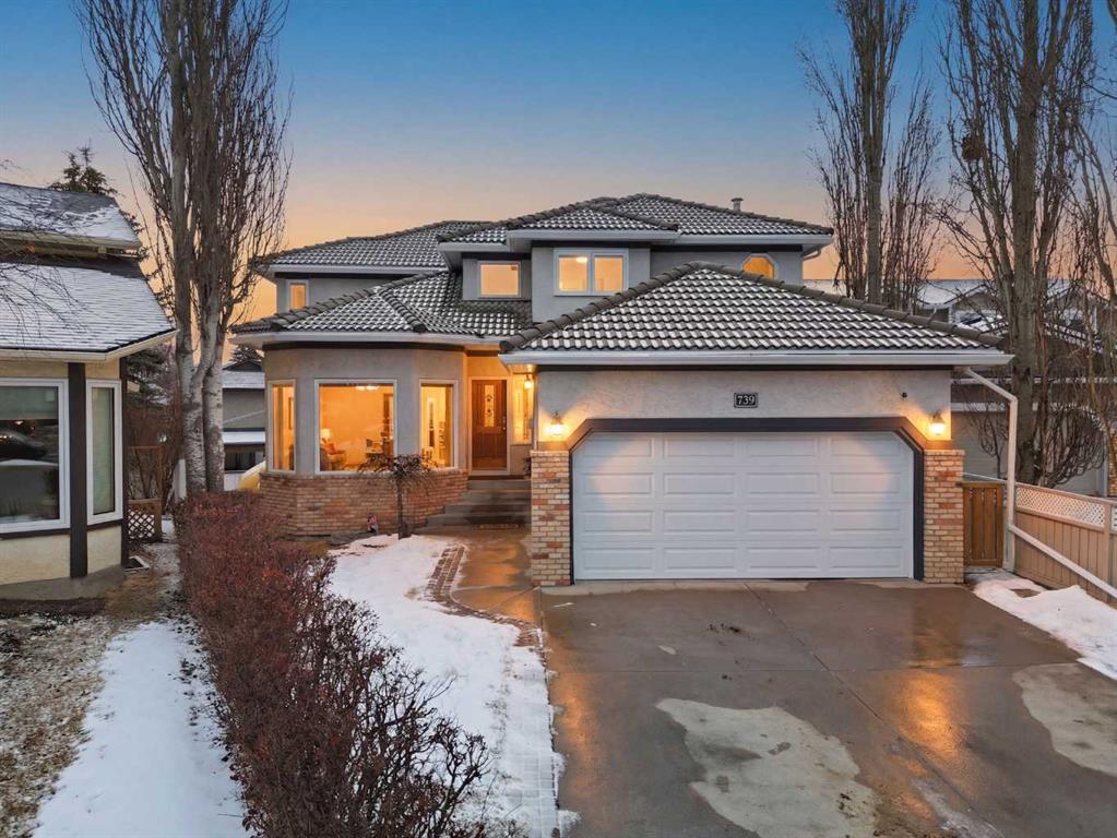 Picture of 729 Woodbriar Place SW, Calgary Real Estate Listing