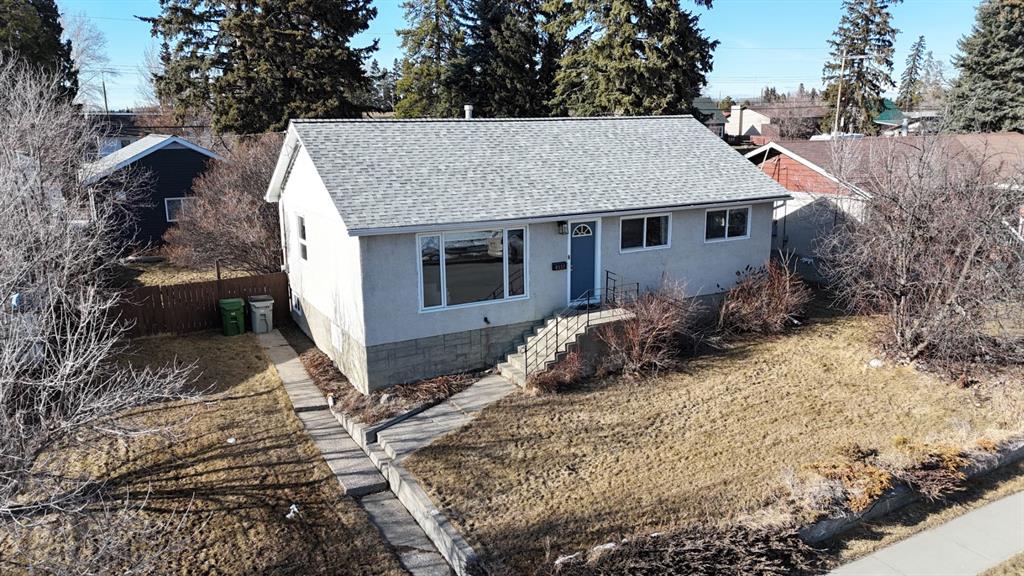 Picture of 4512 5 Avenue , Edson Real Estate Listing