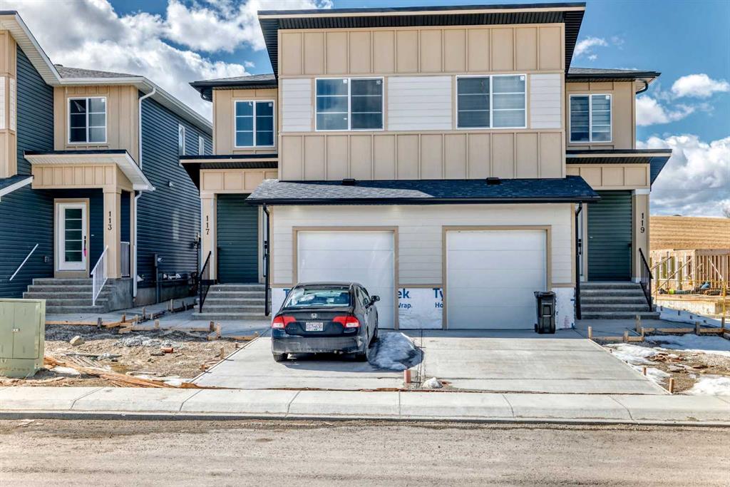 Picture of 117 Baysprings Gardens SW, Airdrie Real Estate Listing