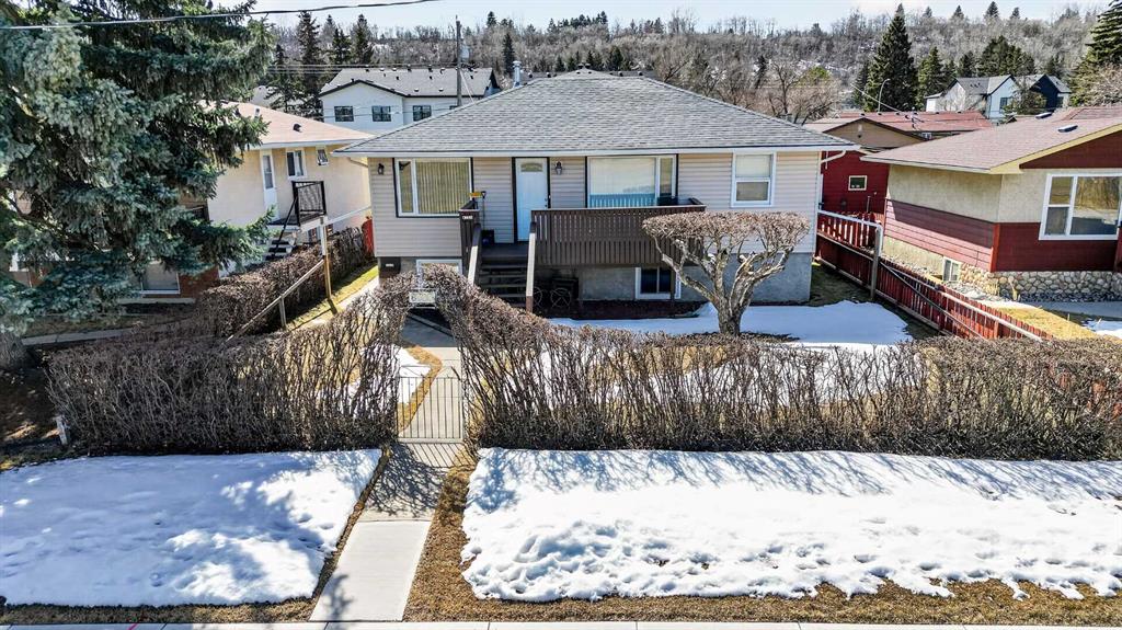 Picture of 8715 36 Avenue NW, Calgary Real Estate Listing