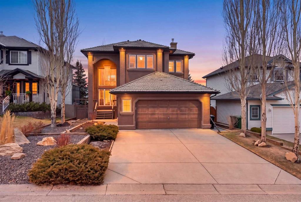 Picture of 111 Valley Ponds Crescent NW, Calgary Real Estate Listing