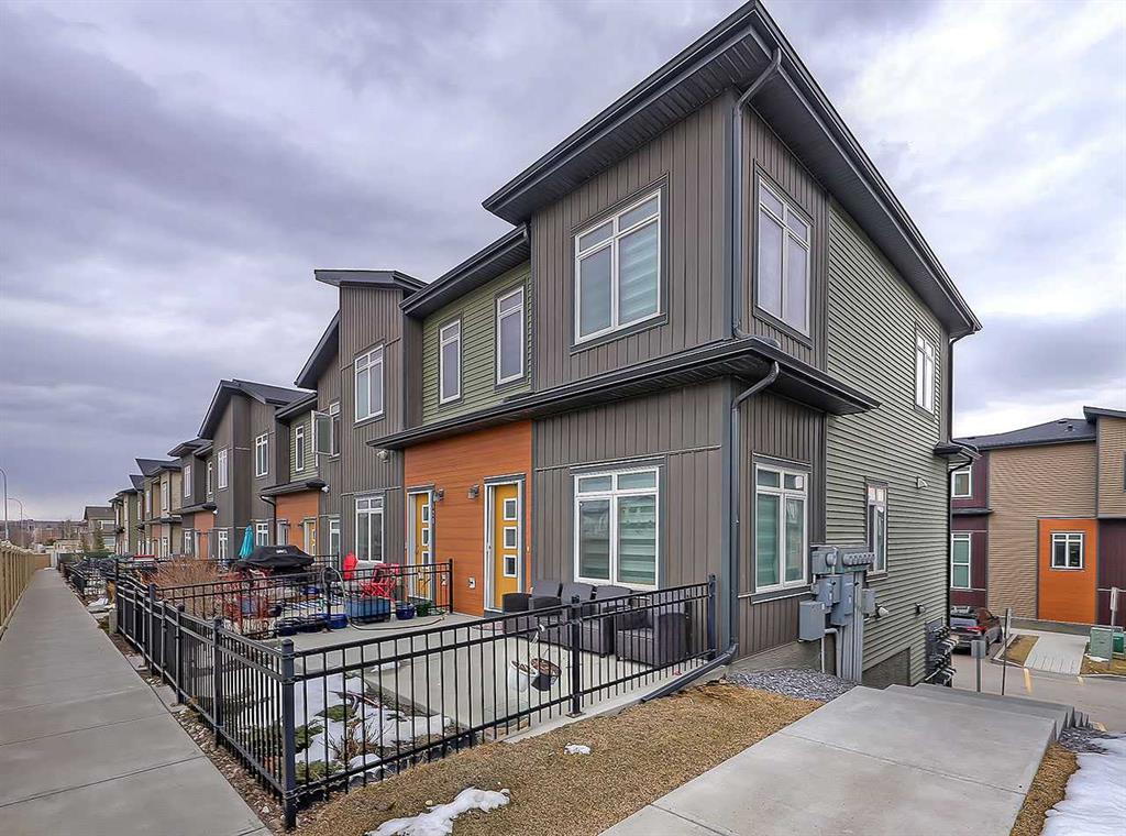Picture of 126 Sage Bluff Circle NW, Calgary Real Estate Listing