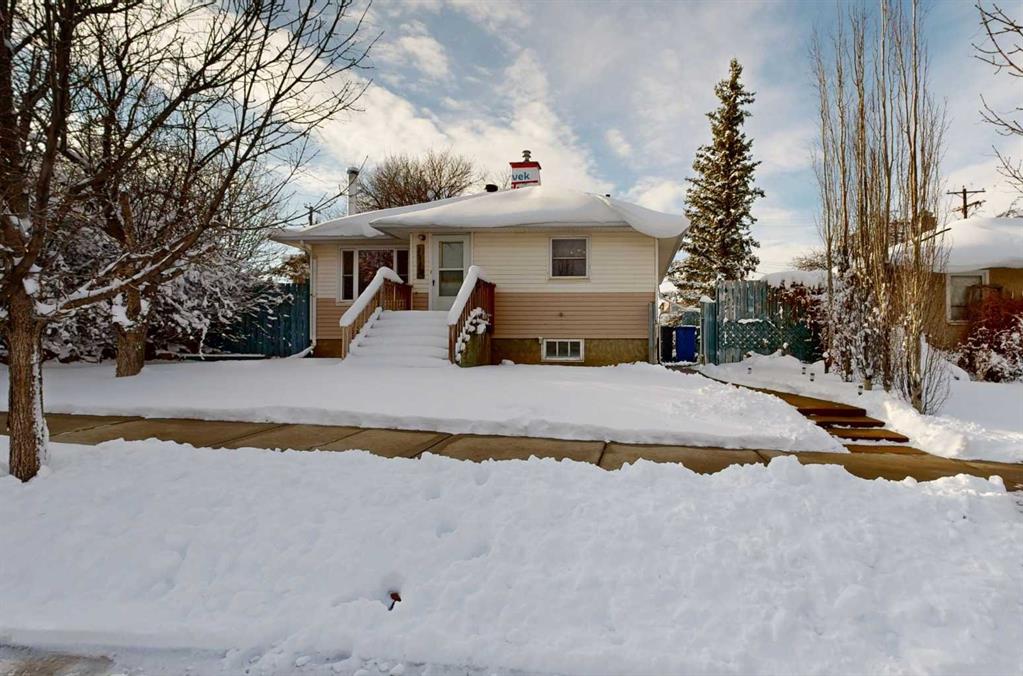 Picture of 2112 21 Street , Nanton Real Estate Listing