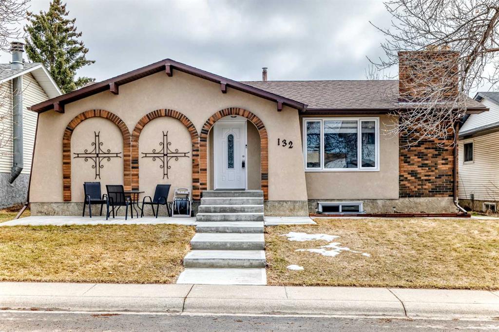 Picture of 132 Whiteview Close NE, Calgary Real Estate Listing