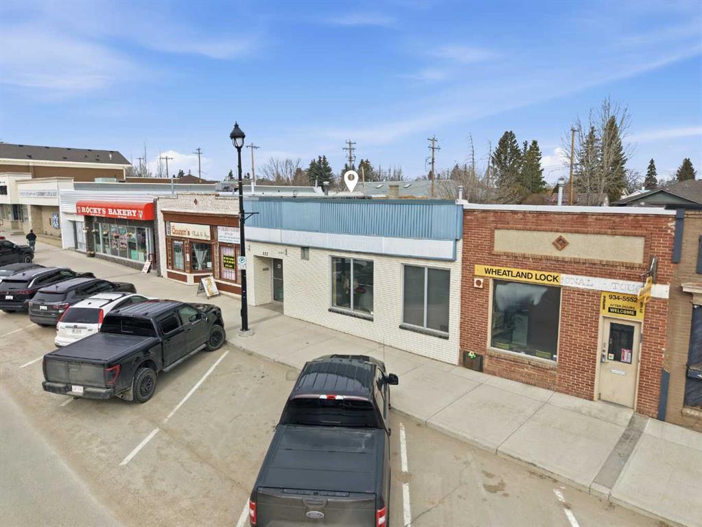 Picture of 122 2 Avenue , Strathmore Real Estate Listing
