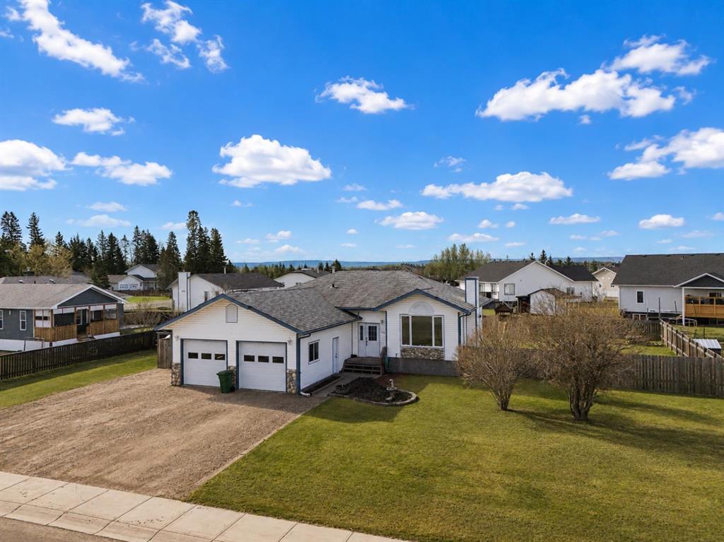 Picture of 10105 91 Avenue , La Crete Real Estate Listing