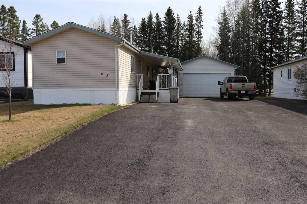 Picture of 605 40A Street  , Edson Real Estate Listing