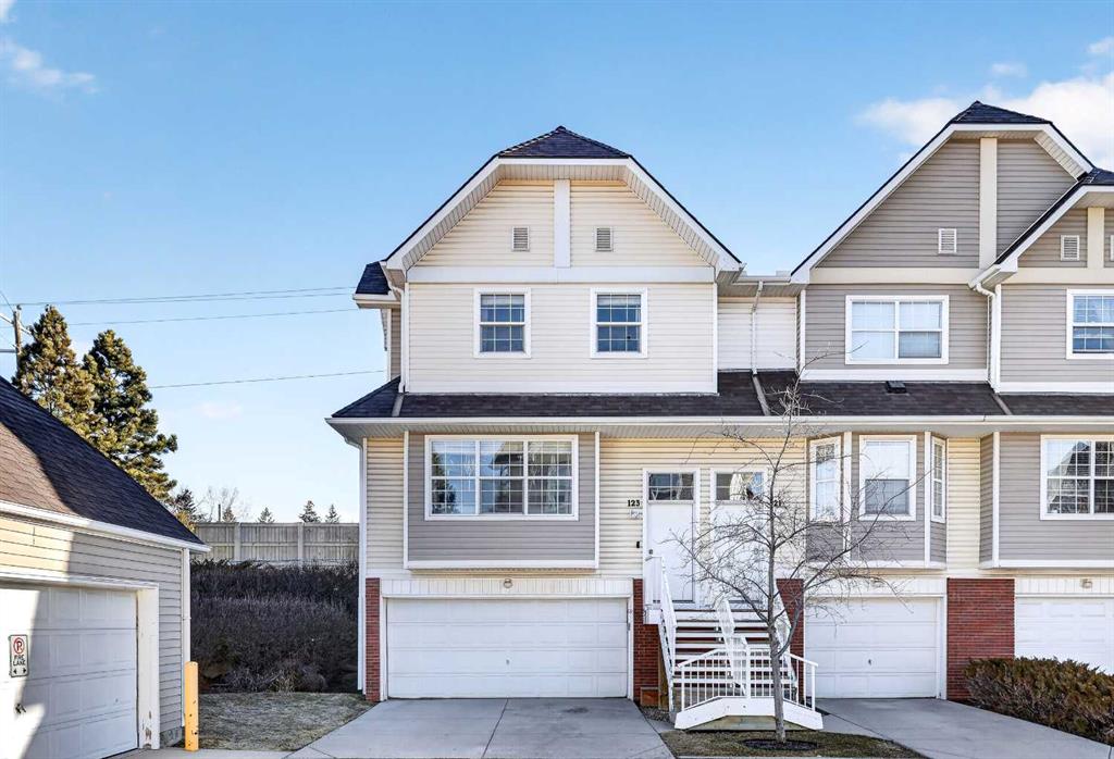 Picture of 123 Tuscany Springs Gardens NW, Calgary Real Estate Listing