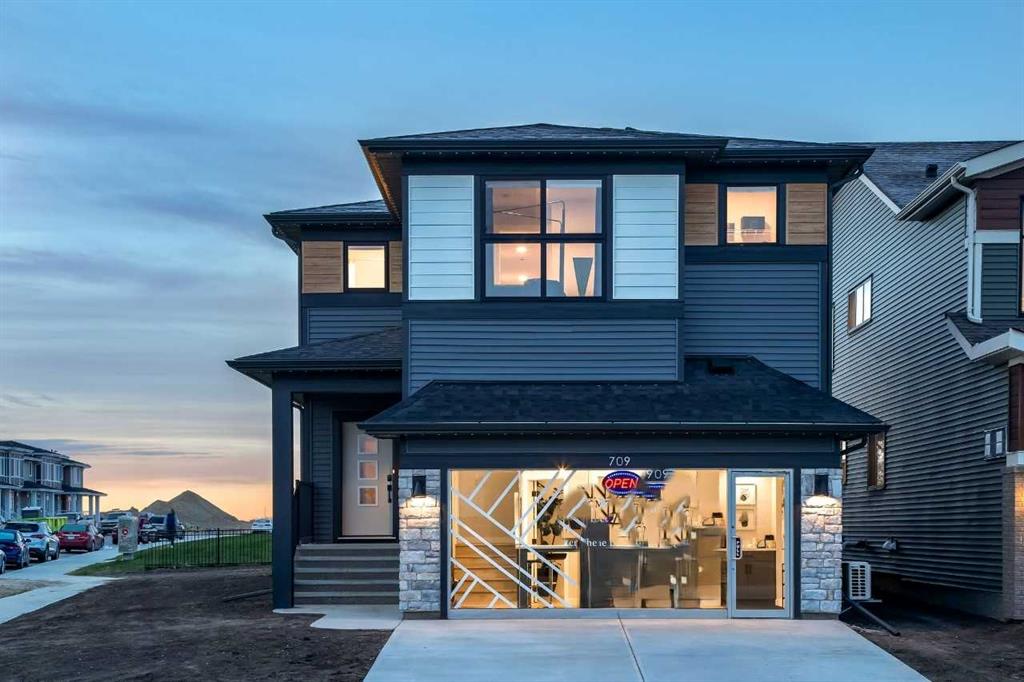 Picture of 709 Creekmill Court SW, Airdrie Real Estate Listing