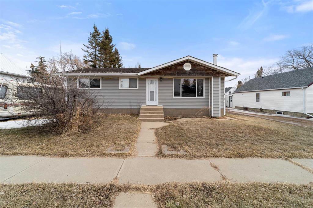 Picture of 4925 49 Street , Killam Real Estate Listing