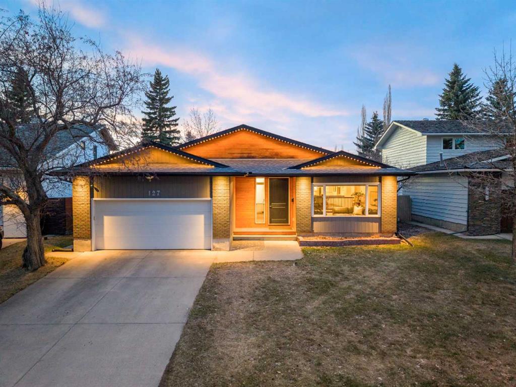 Picture of 127 Lake Placid Close SE, Calgary Real Estate Listing
