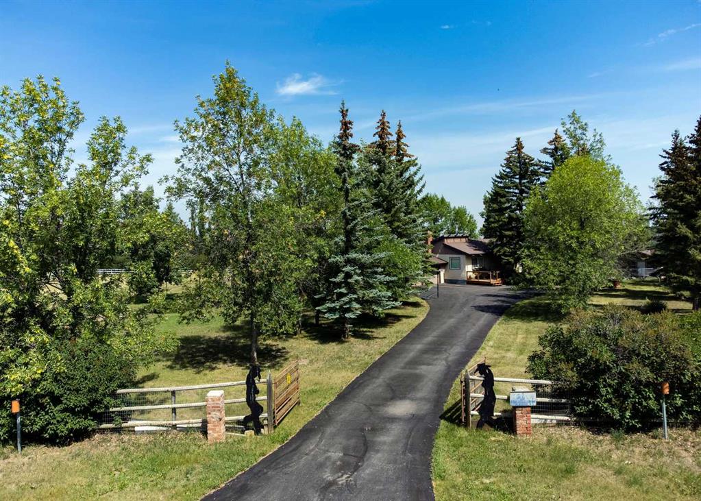 Picture of 16014 Dewinton Riding Club Road E, Rural Foothills County Real Estate Listing