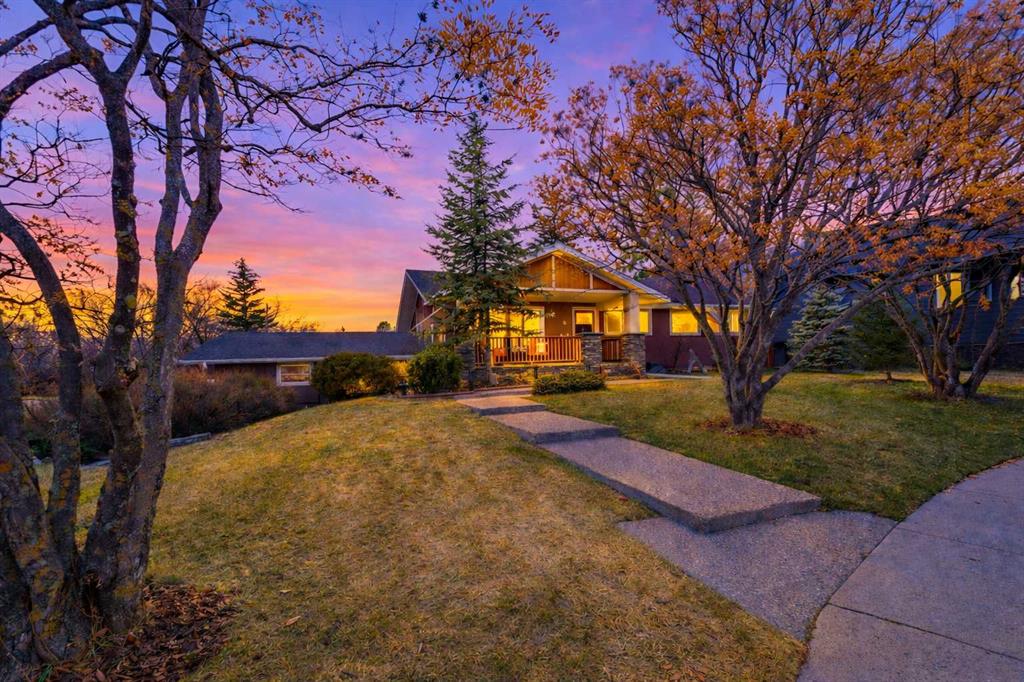 Picture of 6 Grove Hill Place SW, Calgary Real Estate Listing