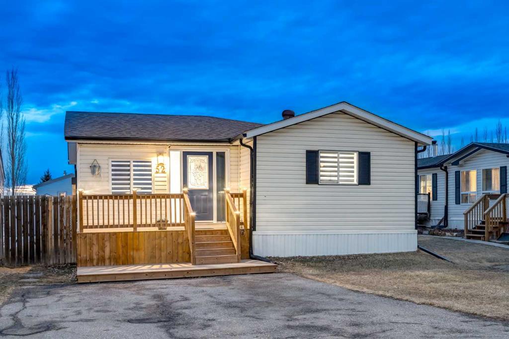 Picture of 52, 900 ROSS Street , Crossfield Real Estate Listing