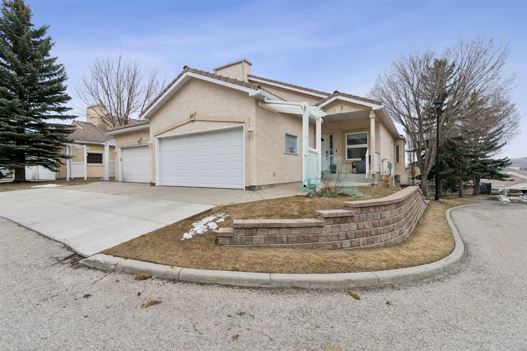 Picture of 67 Scimitar Heath NW, Calgary Real Estate Listing