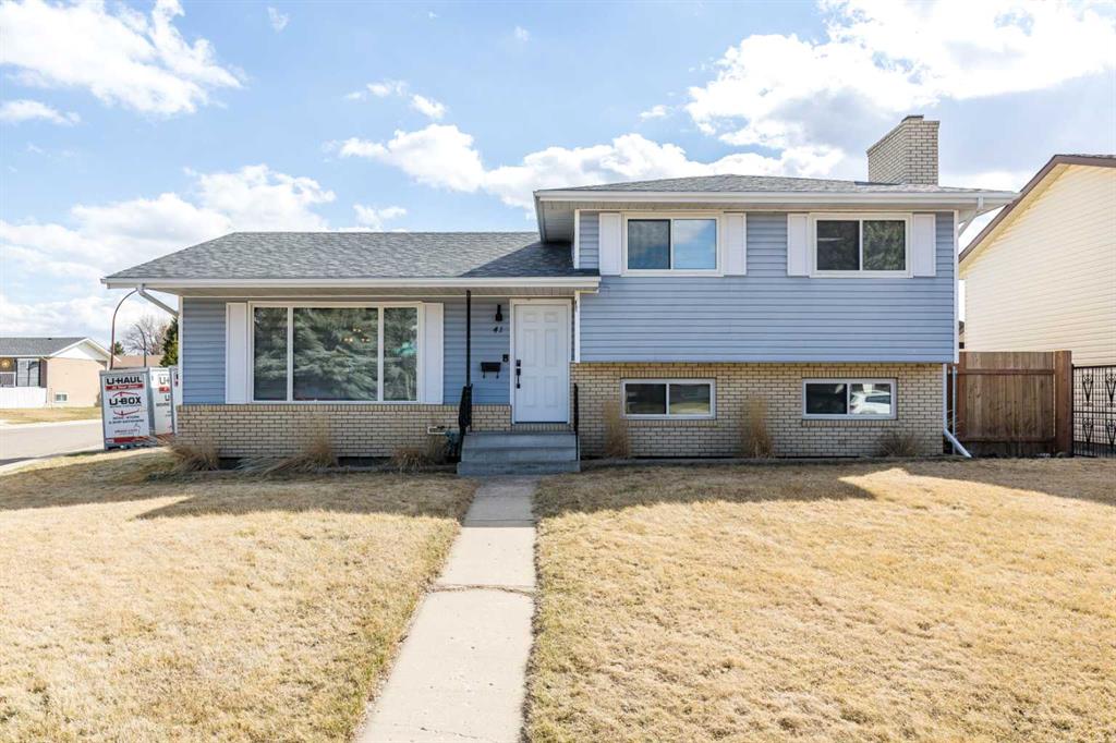 Picture of 41 Rossdale Street SE, Medicine Hat Real Estate Listing