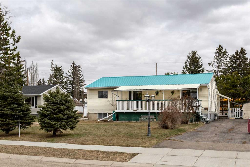 Picture of 4108 49A Avenue , Innisfail Real Estate Listing