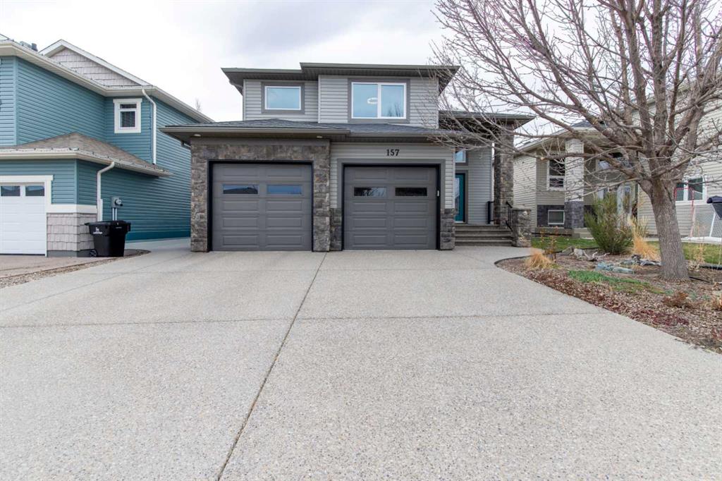 Picture of 157 Tartan Circle W, Lethbridge Real Estate Listing